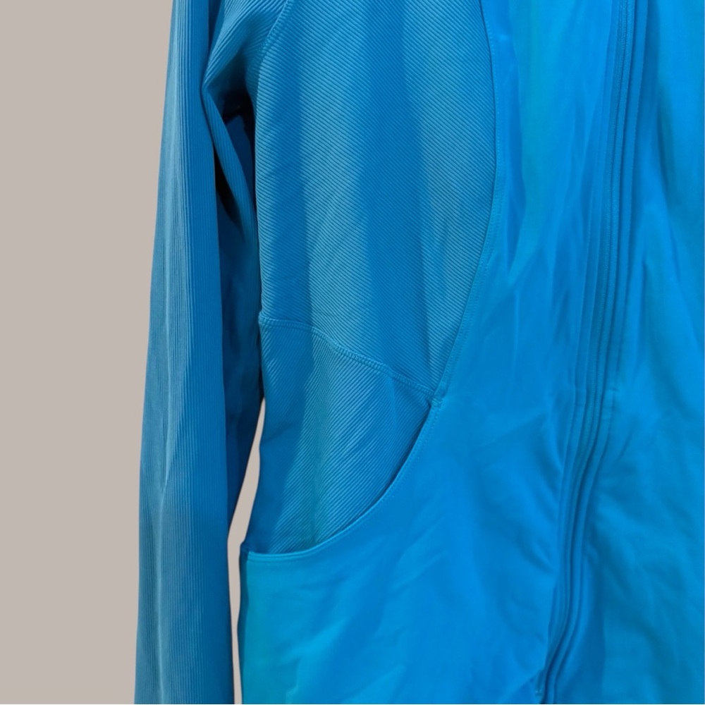 Lululemon Far and Free Jacket - Picture 4 of 8